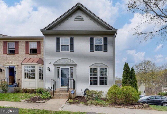 property at 6751 Jenny Leigh Ct