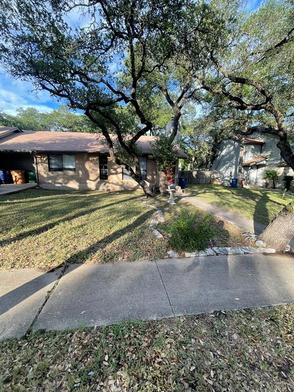 12613 Tree Line Dr