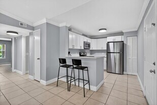 1740 Palm Cove Blvd in Delray Beach, FL - Building Photo