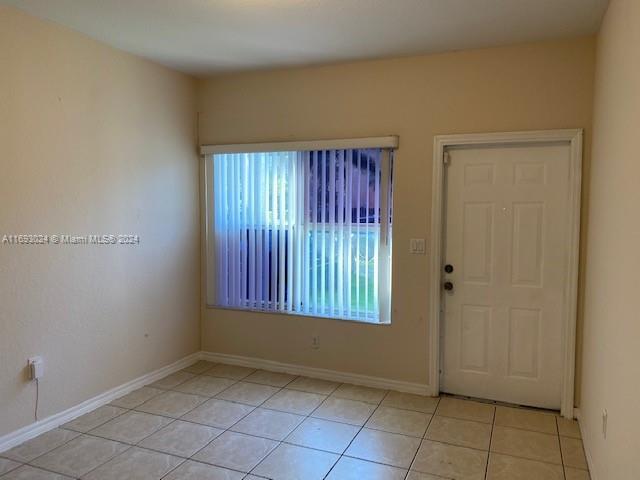 646 SW 7th Terrace in Florida City, FL - Building Photo - Building Photo