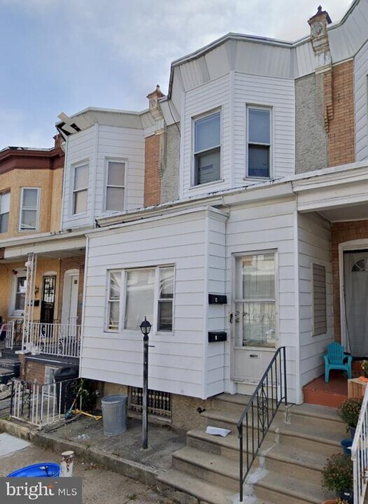 5630 Pemberton St in Philadelphia, PA - Building Photo