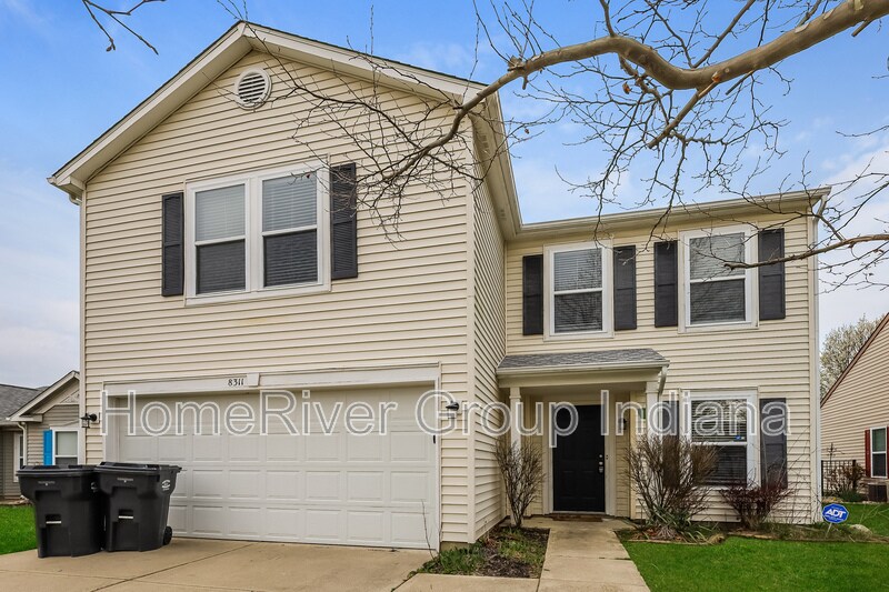 8311 S Evening Dr in Pendleton, IN - Building Photo