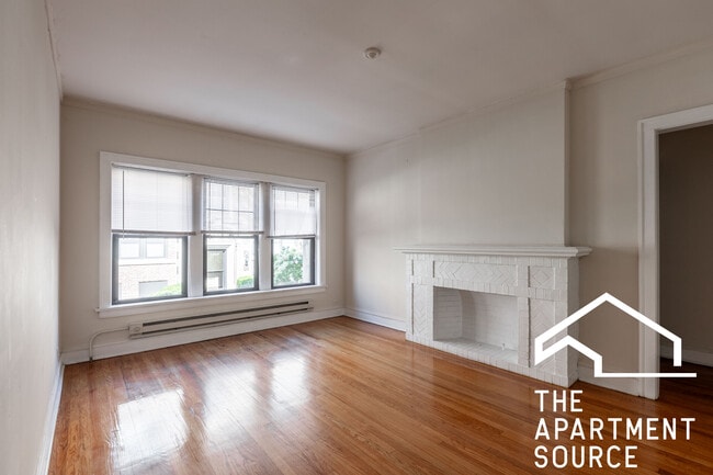 property at 1319 Oak Ave