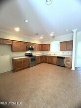 910 Jefferson Dr in Gulfport, MS - Foto de edificio - Building Photo