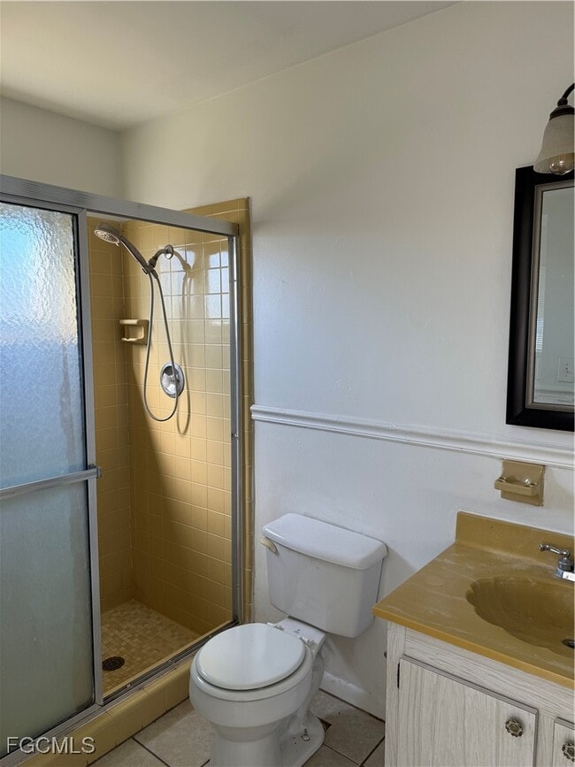 property at 904 Hudson Ave