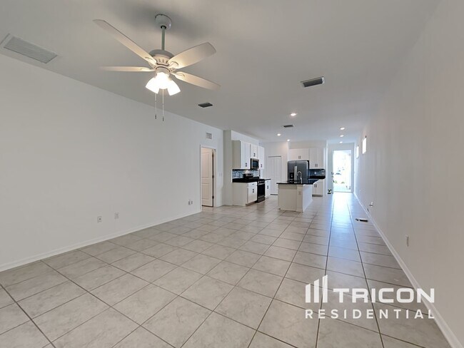 5850 Bungalow Grove Ct in Palmetto, FL - Building Photo - Building Photo