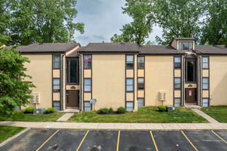 Kensington Court Condominium (por) in Columbus, OH - Building Photo - Building Photo