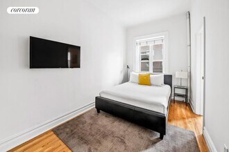 120 E 19th St in New York, NY - Building Photo - Building Photo