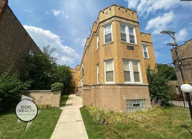 property at 5218 W Crystal St