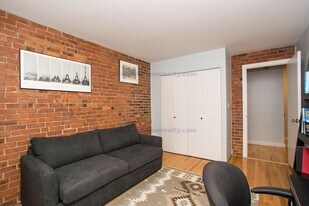 29 Brainerd Rd, Unit 309 in Boston, MA - Building Photo