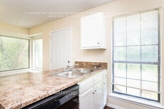 6106 Yoni Dr, Unit 310 in Douglasville, GA - Building Photo - Building Photo