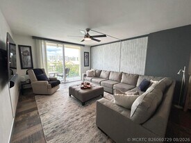 1009 N Ocean Blvd in Pompano Beach, FL - Building Photo