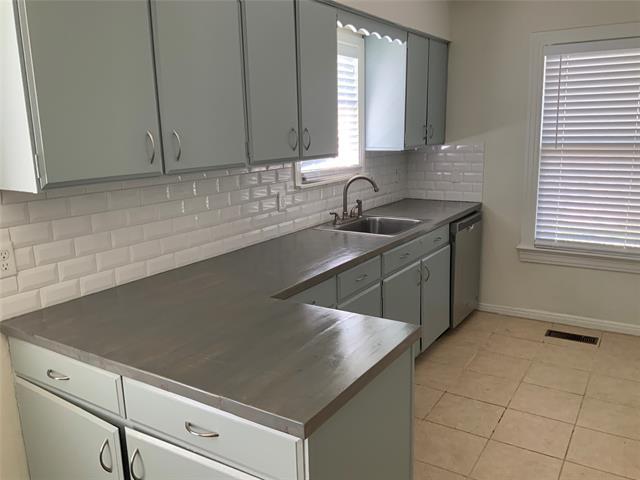 4241 Emerson Ave in Dallas, TX - Building Photo - Building Photo