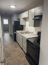 10 Thorn St-Unit -14 in Boston, MA - Building Photo - Building Photo