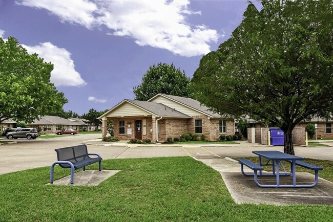 property at 417 E Main St