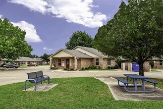 417 E Main St in Bullard, TX - Building Photo - Building Photo