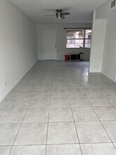 1100 SE 4th Ave in Deerfield Beach, FL - Building Photo - Building Photo