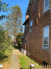 538 E Strawberry St in Lancaster, PA - Building Photo - Building Photo