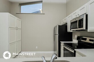 11110 Cherrywood Ln in Riverview, FL - Building Photo - Building Photo