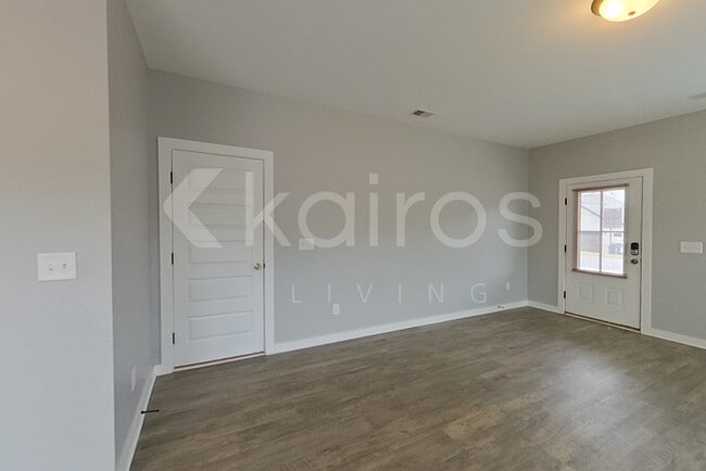 180 White Oak Cir in Lincoln, AL - Building Photo - Building Photo