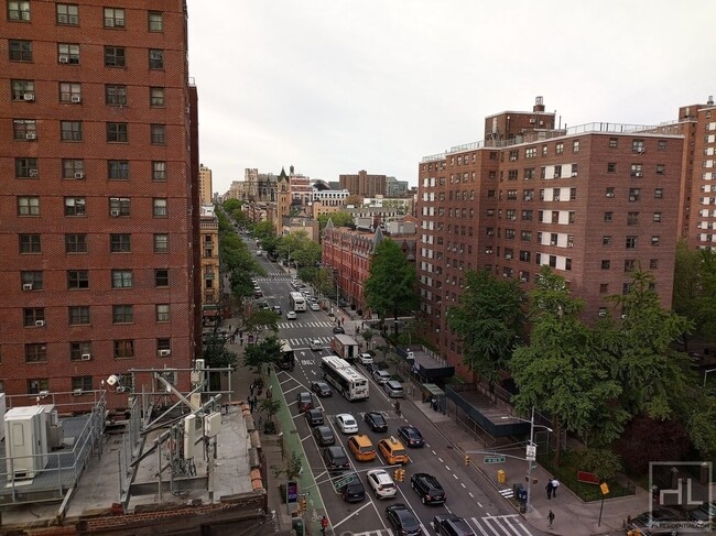 AMSTERDAM AVENUE
