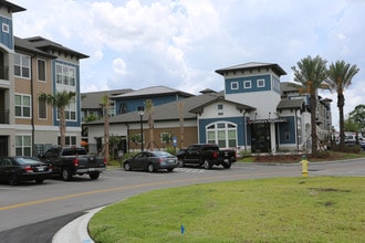 Aria at Millenia in Orlando, FL - Building Photo - Building Photo