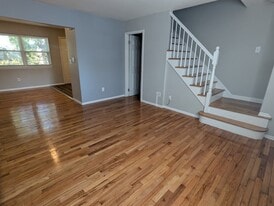 215 Blake St in New Haven, CT - Building Photo