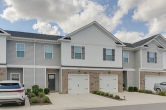 2416 Trafton Pl in Chesapeake, VA - Building Photo - Building Photo
