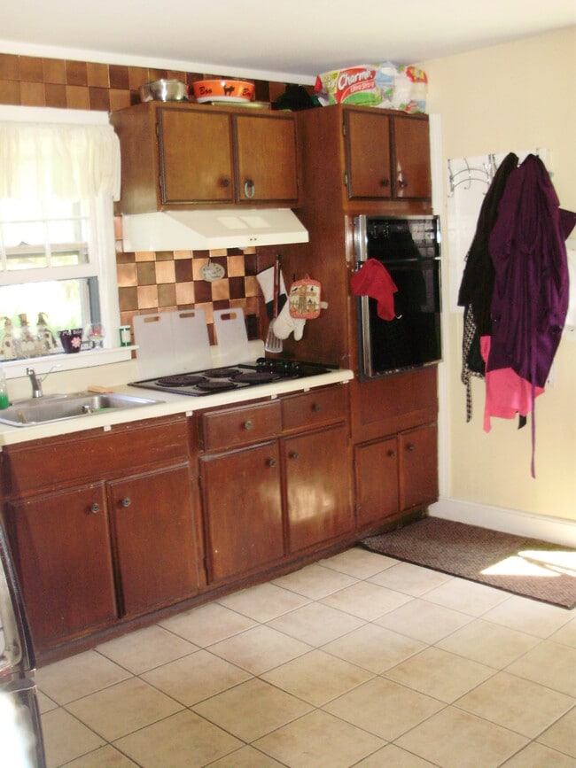73 Careswell St in Marshfield, MA - Building Photo - Building Photo