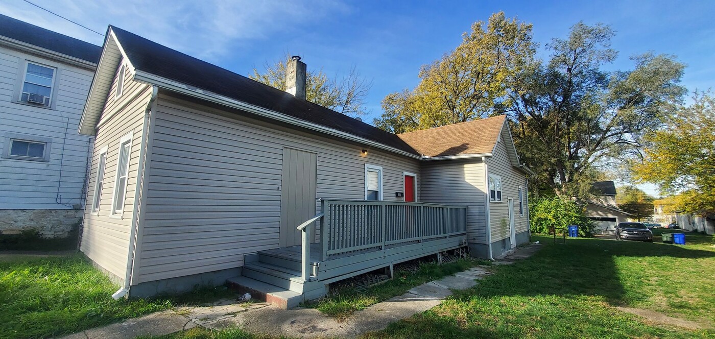 149 Dover St in Dayton, OH - Foto de edificio