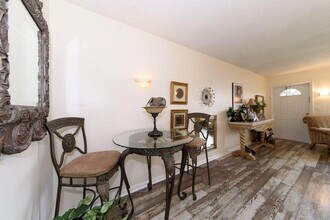 59 Bedford E in West Palm Beach, FL - Building Photo - Building Photo