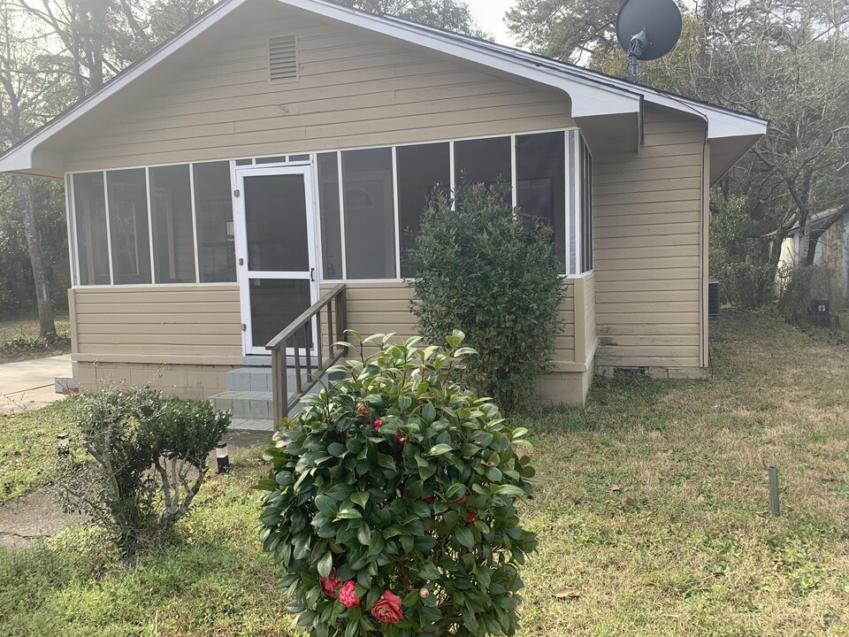 110-P110 Edelle Osgood Ave in Hinesville, GA - Foto de edificio