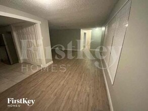 3641 Windham Dr in Holiday, FL - Building Photo - Building Photo