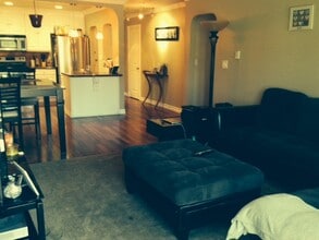 500 Cagney Ln, Unit 109 in Newport Beach, CA - Building Photo - Building Photo