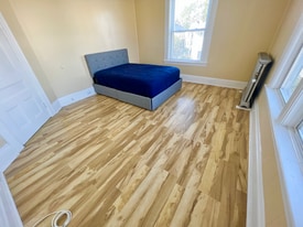 205 Washington Ave in Providence, RI - Building Photo