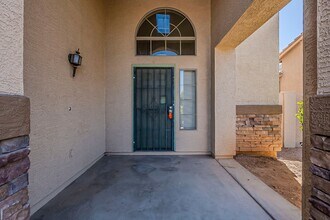 2177 S 88th Ave in Tolleson, AZ - Foto de edificio - Building Photo