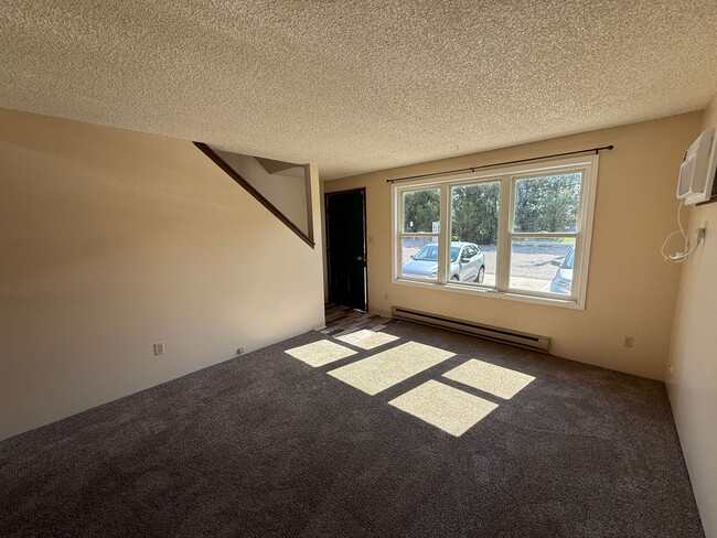 508 W 42nd St in Scottsbluff, NE - Building Photo - Building Photo