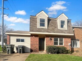 1303-1311 Santa Fe Cir in Jonesboro, AR - Building Photo
