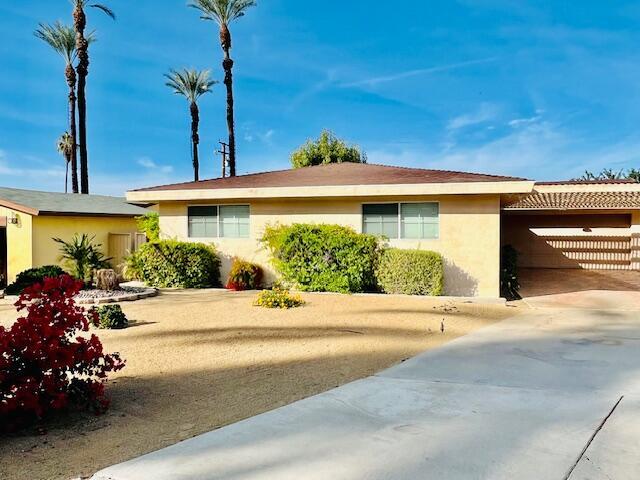73410 Royal Palm Dr in Palm Desert, CA - Building Photo