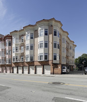 950 Bay St Apartments