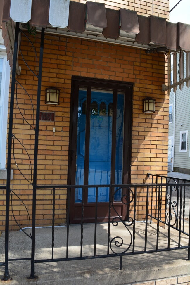 55 S 19th St, Unit Lisa's Southside Flats in Pittsburgh, PA - Foto de edificio - Building Photo