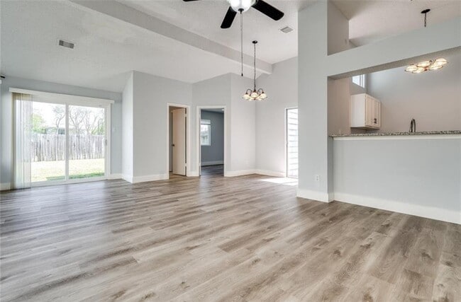 6420 Horsepen Bayou Dr in Houston, TX - Building Photo - Building Photo