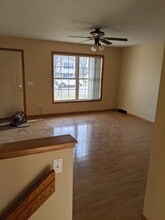 3206 S Cedar Ave in Holmen, WI - Foto de edificio - Building Photo