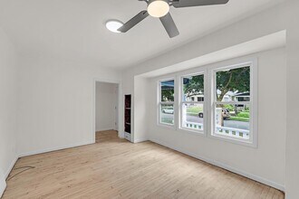 3527 N 14th St in Milwaukee, WI - Building Photo - Building Photo