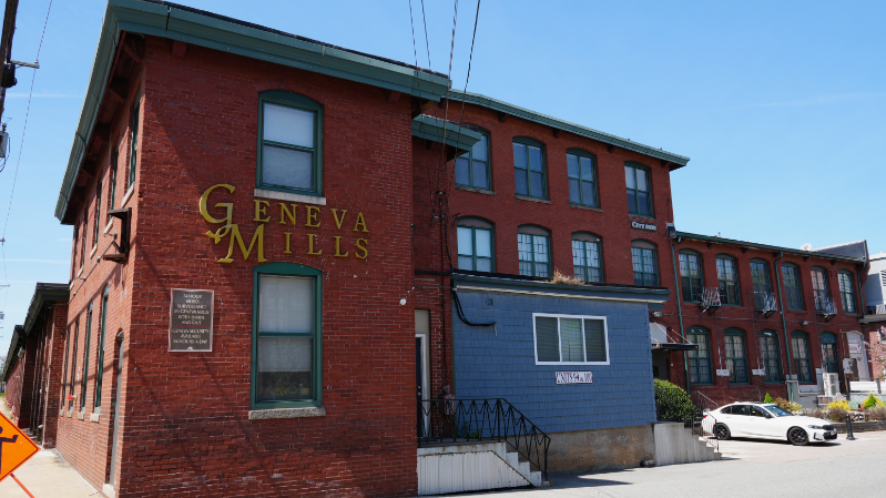 1117 Douglas Ave in North Providence, RI - Building Photo