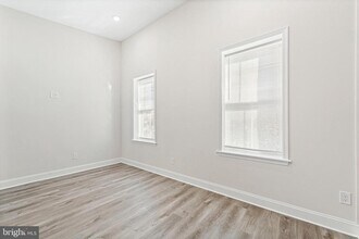 2341 N College Ave in Philadelphia, PA - Building Photo - Building Photo