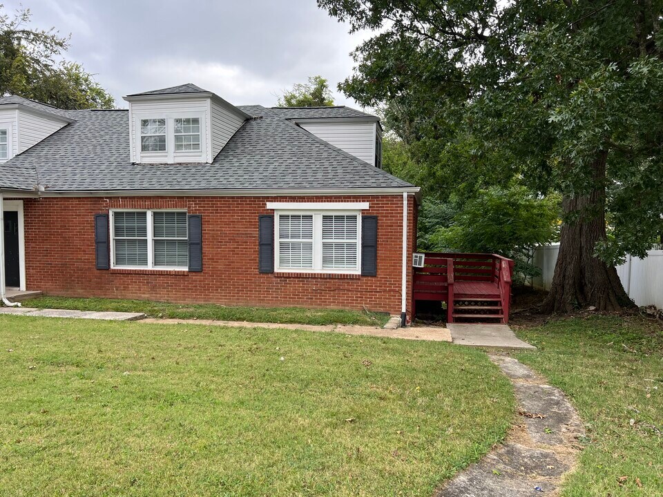 419 Belmont Ave in Shelbyville, TN - Building Photo