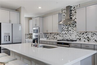 7572 Mount Spokane Ct in Las Vegas, NV - Building Photo - Building Photo