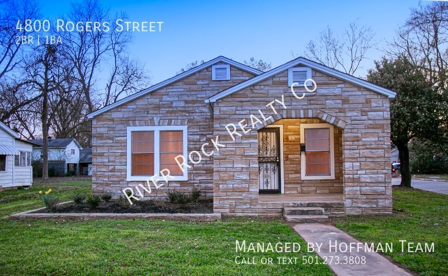 4800 Rogers St in North Little Rock, AR - Building Photo