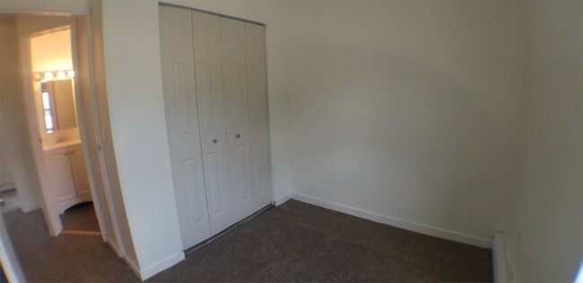 408 24th St-Unit -3 in Watervliet, NY - Foto de edificio - Building Photo